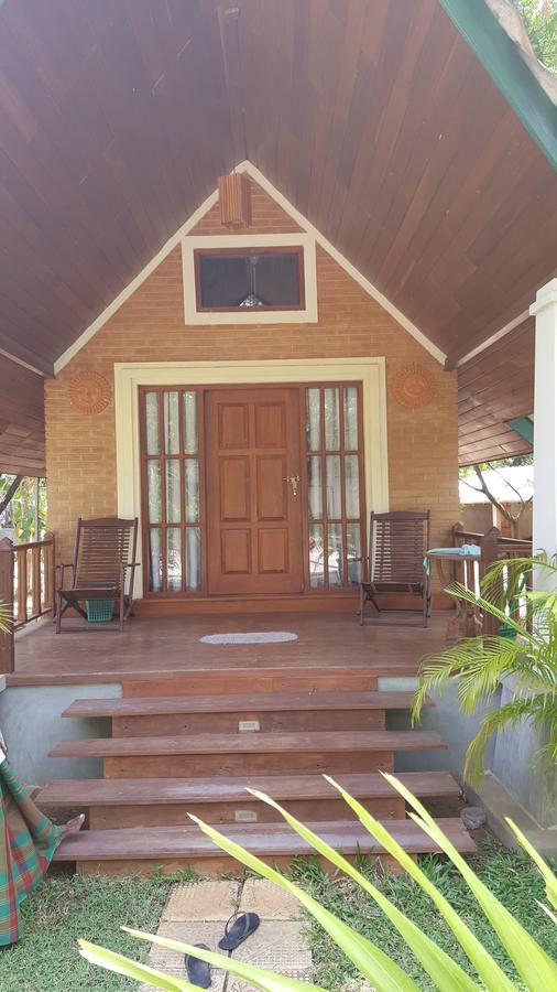 Lokuge Grand Resort Kataragama Eksteriør bilde