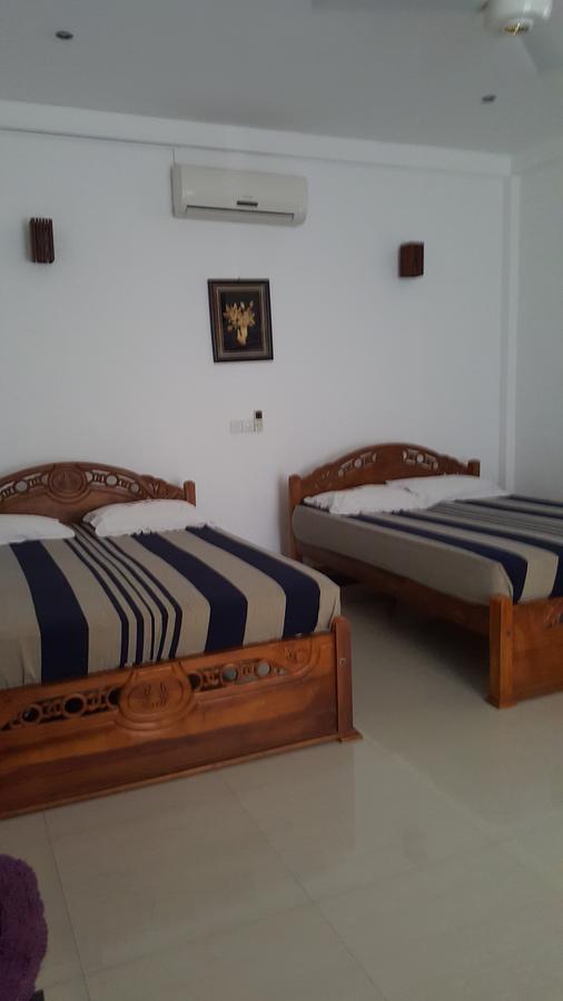 Lokuge Grand Resort Kataragama Eksteriør bilde