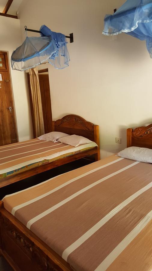 Lokuge Grand Resort Kataragama Eksteriør bilde